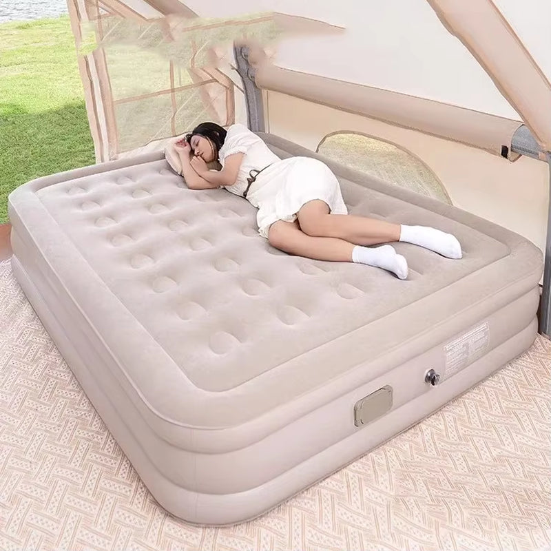 Queen Floor Mattress with Built-in Pump - Self-Inflating Double Mattress for Bedroom, Portable Trifold Design for Comfortable Sleep, Individual Use, and Versatile Furniture.